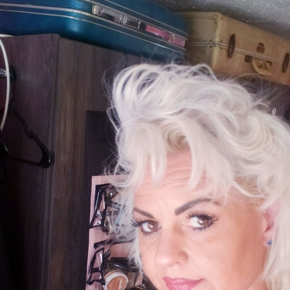 Meet your Posher, Jackie